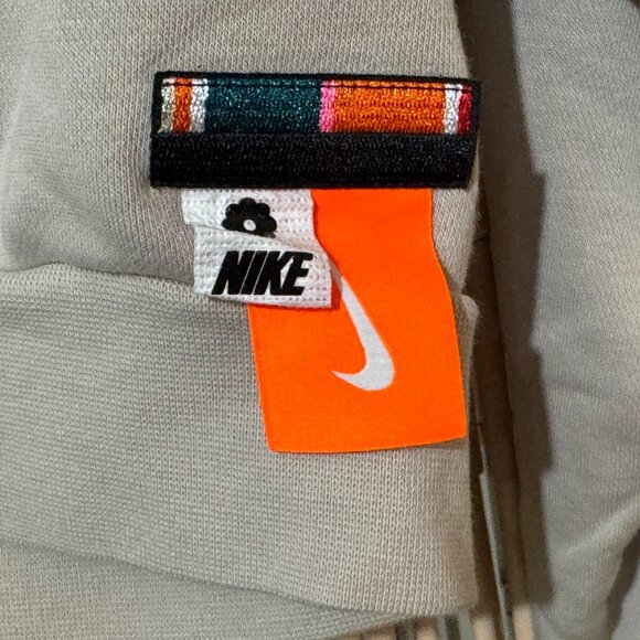 Nike x Eileen Tjan Cropped 1/2 Zip-Up Colorblock Sportswear Sweatshirt, M - Picture 11 of 16